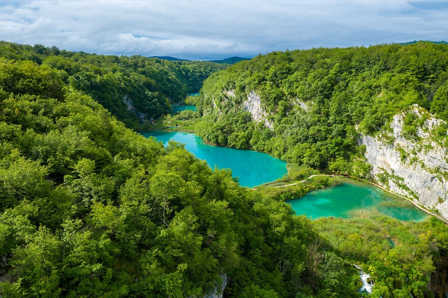 Ngắm nhìn vẻ đẹp mê hoặc của hồ Plitvice, Croatia