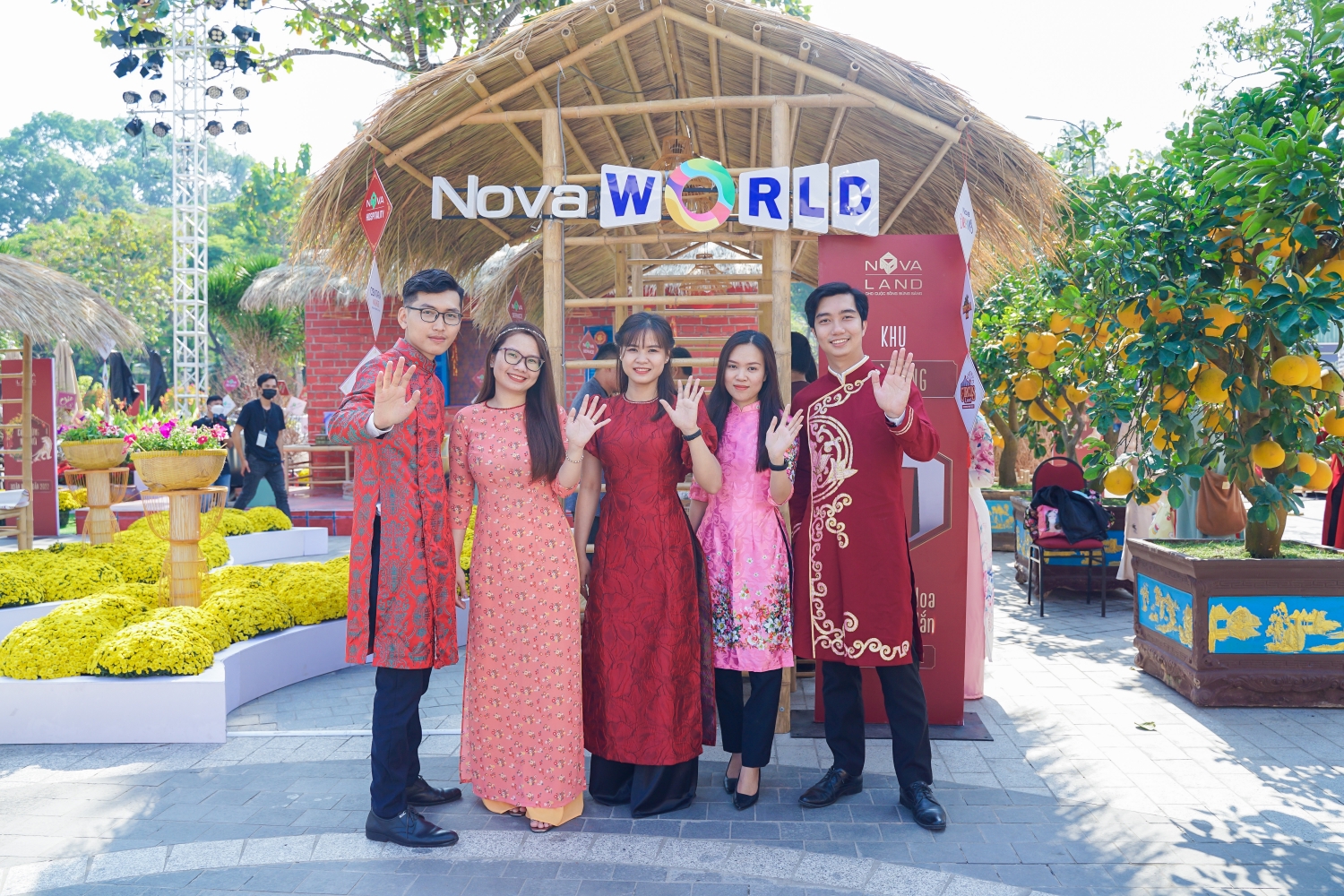 Không gian Tết 2022, chill hết nấc tại Novaland Gallery, thu hút người dân Sài Gòn rộn ràng check – in