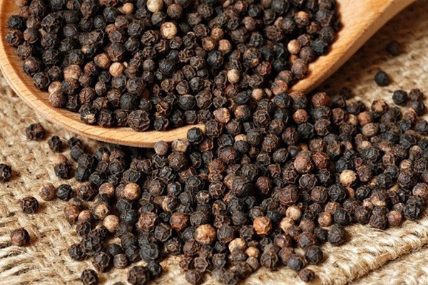Giá tiêu hôm nay 17/5: Duy trì ổn định