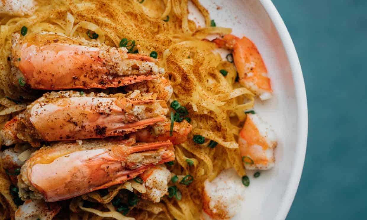 Bún bò Huế chợ Đông Ba - Điểm đến ẩm thực yêu thích của đầu bếp nổi tiếng Anthony Bourdain