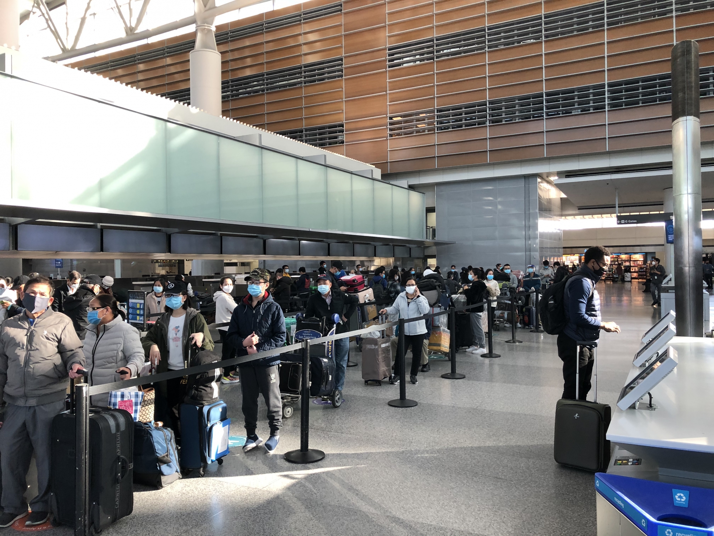 Bản tin về việc đưa công dân Việt Nam từ Hoa Kỳ và Nhật Bản về nước