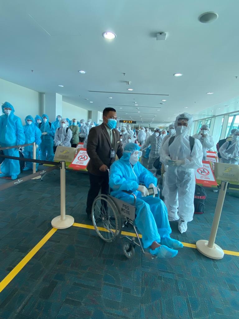 Bản tin về việc đưa công dân Việt Nam từ Brunei về nước