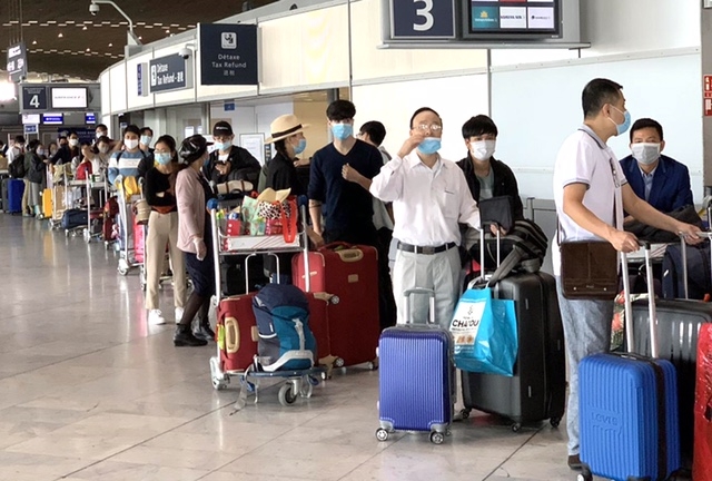 Bản tin về việc đưa công dân Việt Nam từ châu Âu, châu Mỹ và châu Phi về nước