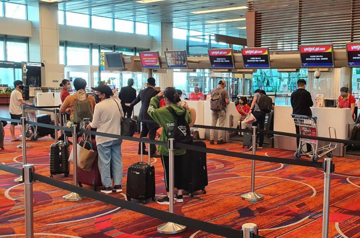 Bản tin về việc đưa công dân Việt Nam từ Singapore về nước