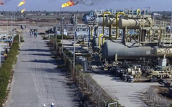 Khó khăn tài chính, Iraq muốn nhận tiền bán dầu trả trước