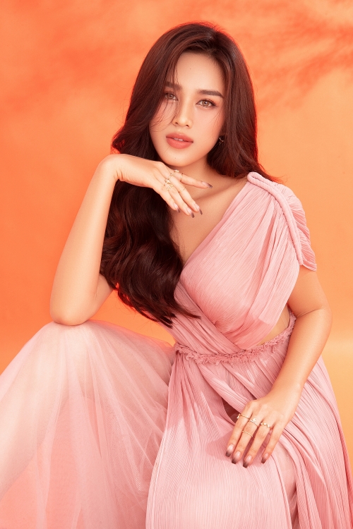 Hoa hậu Đỗ Thị Hà: Nỗ lực tỏa sáng tại chung kết Miss World 2021 Hoa hậu Đỗ Thị Hà: Nỗ lực tỏa sáng tại chung kết Miss World 2021