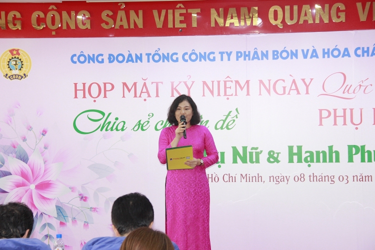 Phụ nữ PVFCCo họp mặt kỷ niệm Ngày 8/3 và bàn về “Phụ nữ và Hạnh phúc”