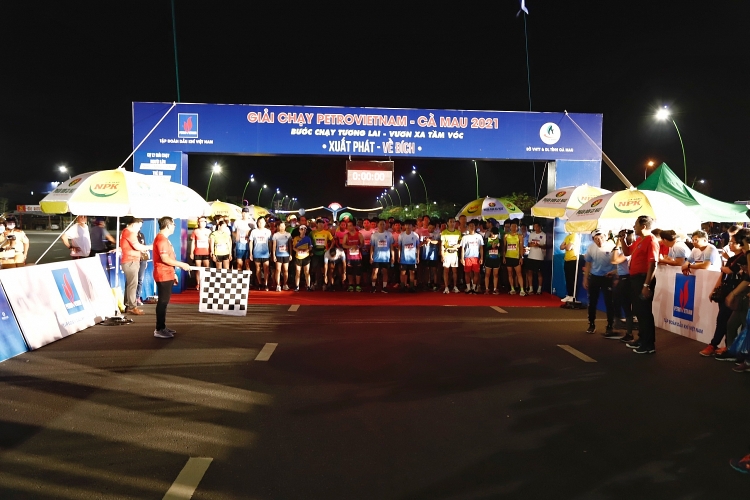 [Chùm ảnh] Giải chạy Petrovietnam - Cà Mau 2021