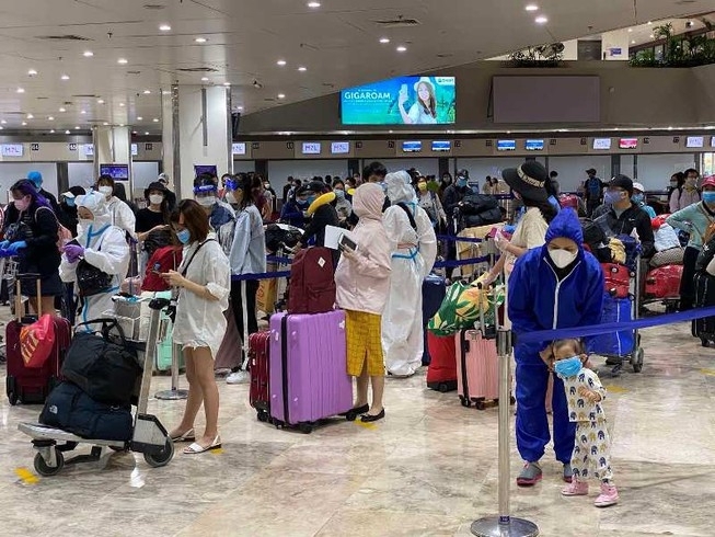 Bản tin về việc đưa công dân Việt Nam từ Malaysia về nước (ngày 09/12/2020)