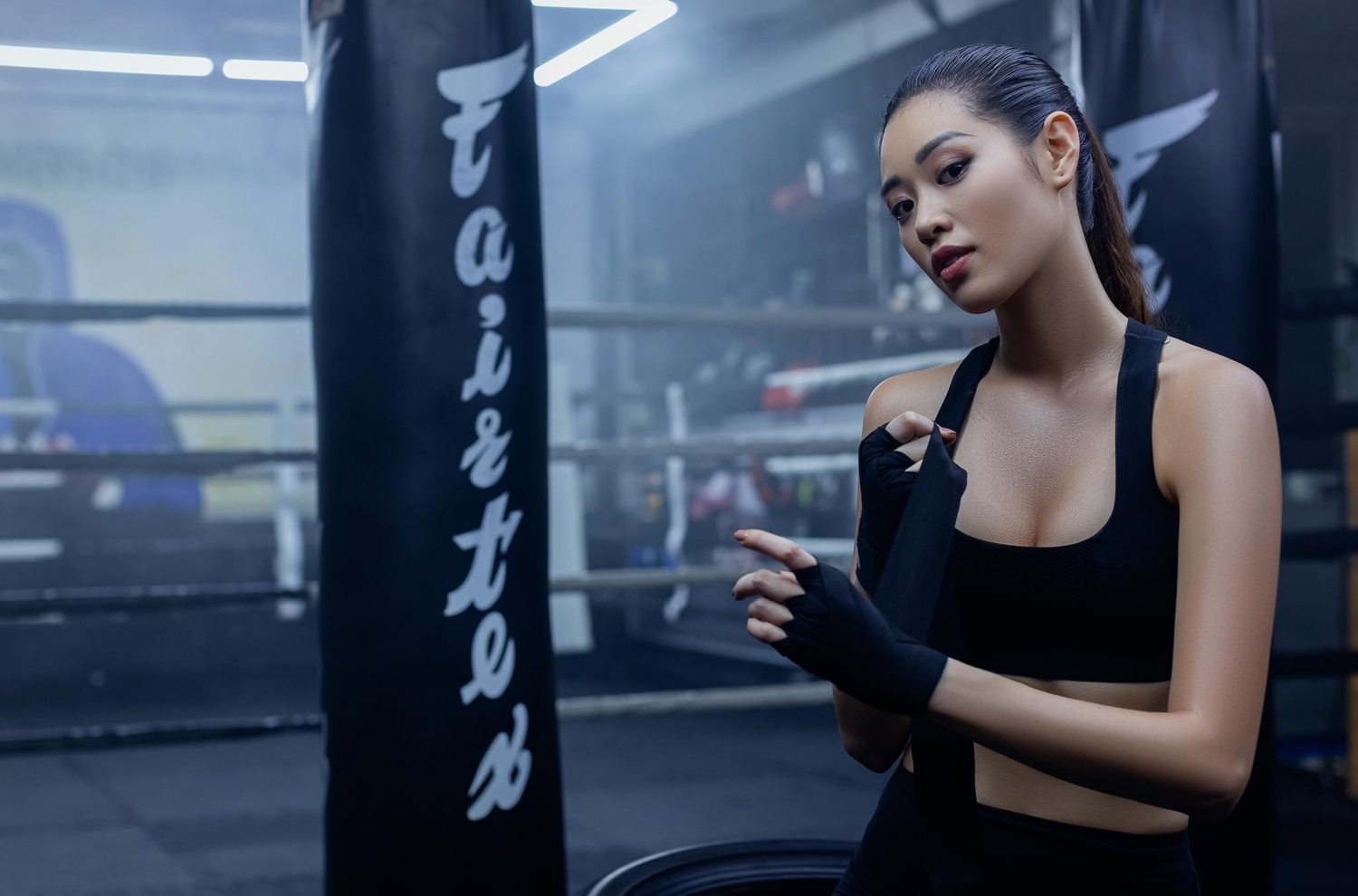 Hoa hậu Khánh Vân sexy và cá tính với hình tượng boxing girl hoa hau khanh van sexy va ca tinh voi hinh tuong boxing girl