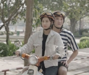 Hoàng Yến Chibi vào vai cô nàng xe ôm trong phim 